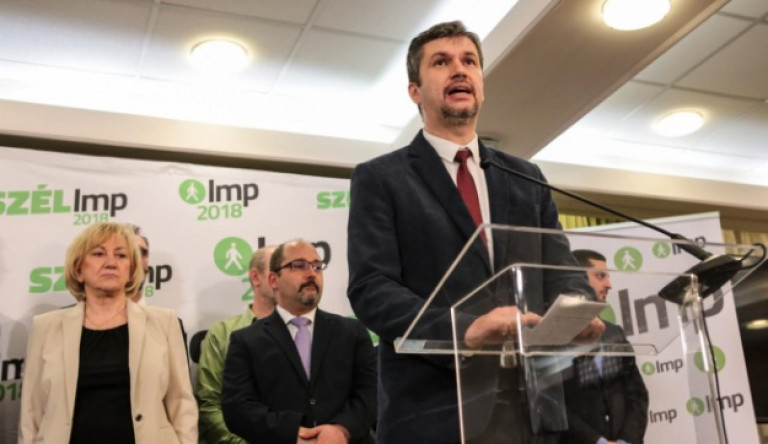 Hadházy Ákos: „Nem tudok gratulálni a kormánypárti képviselőknek, ez nem volt egy tisztességes és egyenlő verseny”