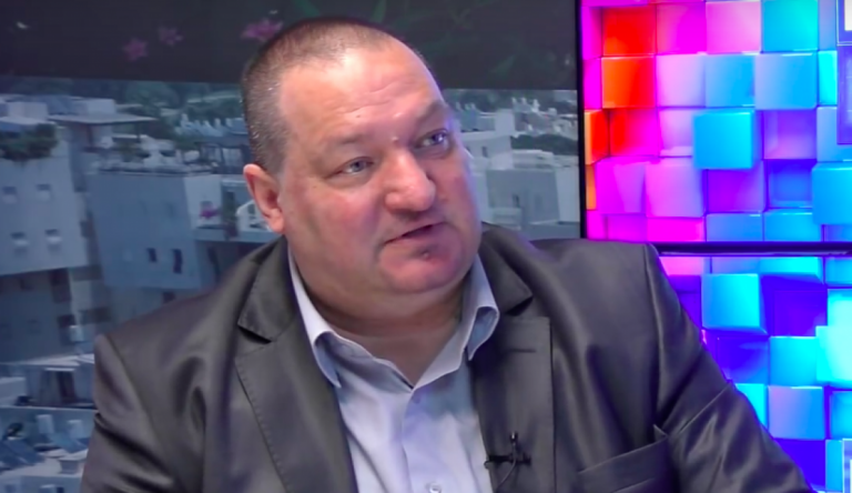 Ez már tényleg nagyon para: Németh Szilárd elárulta, hogy az egyházak segítségével akarják megváltoztatni a magyarok gondolkodását