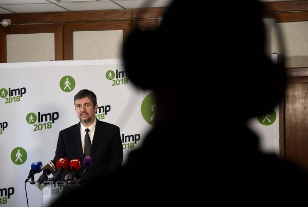 Hadházy Ákos szerint ez az a 3 dolog, amit a társadalomnak kell kikényszerítenie