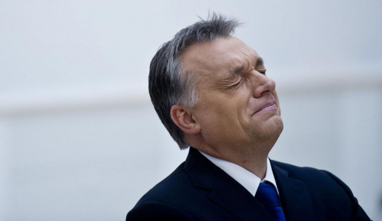 Guy Verhofstadt volt belga miniszterelnök, az Európai Parlament liberális frakciójának vezetője szerint nem pénzelheti az EU tovább az illiberalizmust