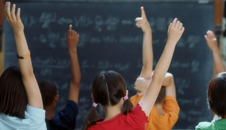 A kérdések túl hosszúak, bonyolultak, több tagmondatból állnak és különben is, akadályozzák a forgalmat