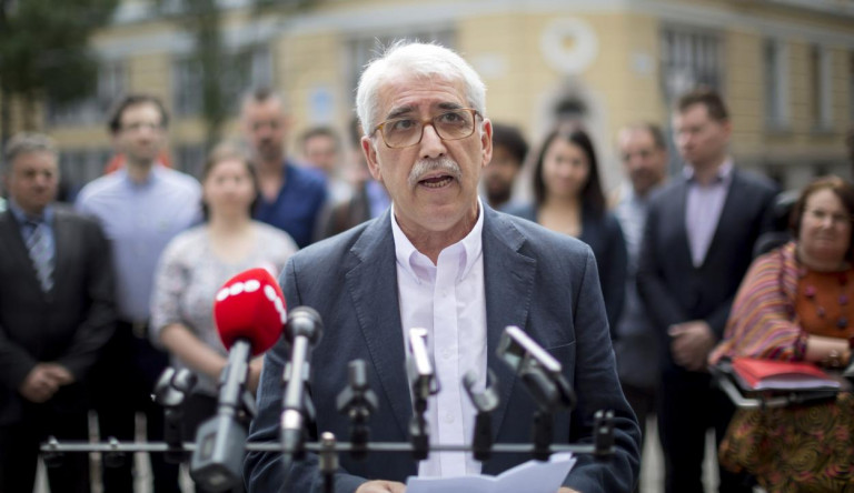 Független jelölt mögé állnak be a baloldali-liberális ellenzéki pártok a VIII. kerületben
