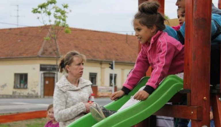 Kerecsend csaknem félmilliárd forintot nyert el a szegény családok támogatására, de az önkormányzat visszadobta a pénzt
