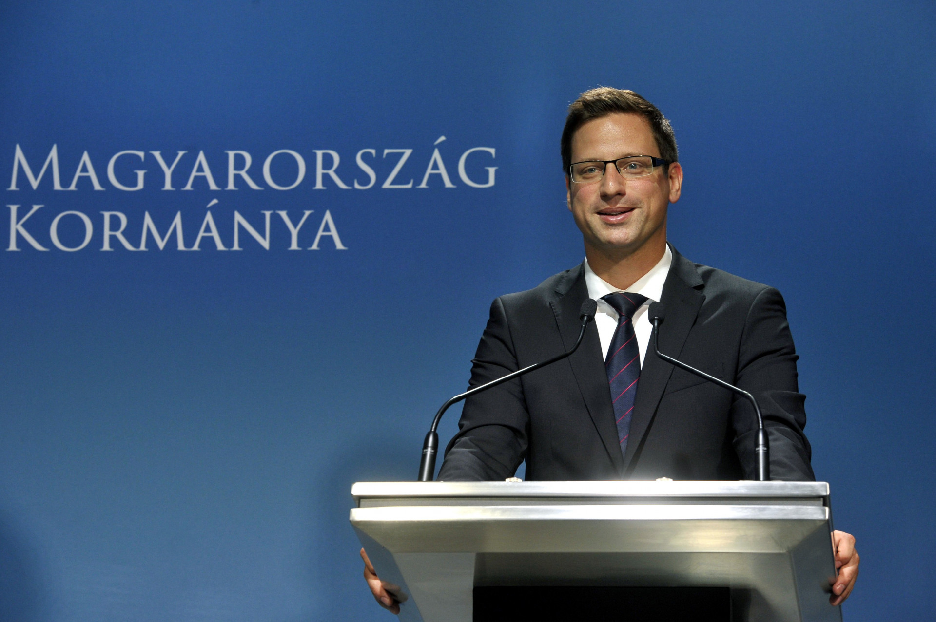 Már kedden benyújtják a szigorított Stop Soros törvénycsomagot