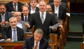 Kósa Lajost elfektették, és még így is kapott egy gyomrost Orbántól