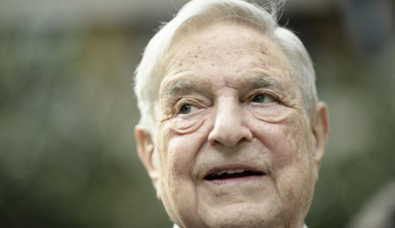 Soros György: „Orbán hamisan vádol azzal, hogy muszlim menekültekkel akarom elárasztani Európát”