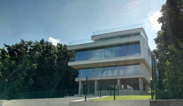 Költözhet a NER főaszfaltazója a Gellérthegyre