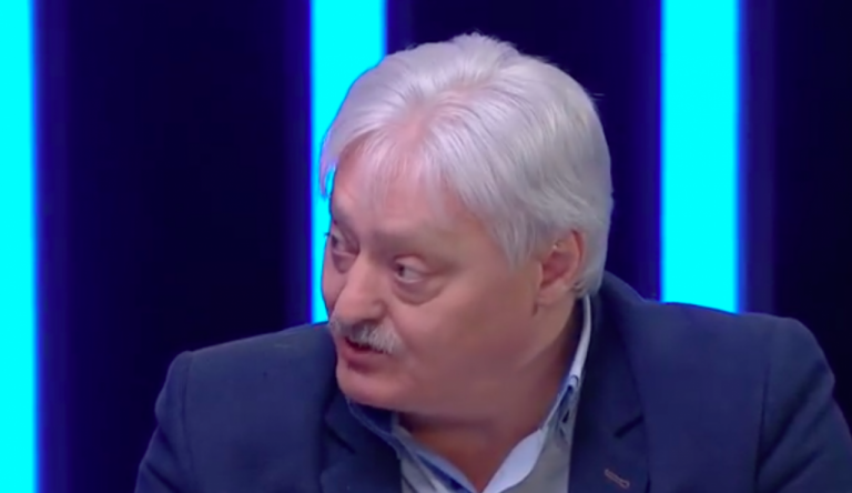 Gajdics Ottó üzent a tanároknak pedagógusnapon: Nem az oktatási kormányzat ellen kell tüntetgetni!
