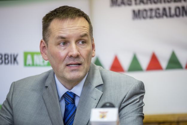 Volner János az Európai Néppárt felé vezetné pártját