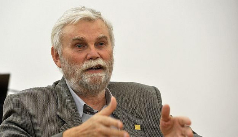 Mellár Tamás beleáll: saját mozgalommal száll szembe a pécsi Fidesszel