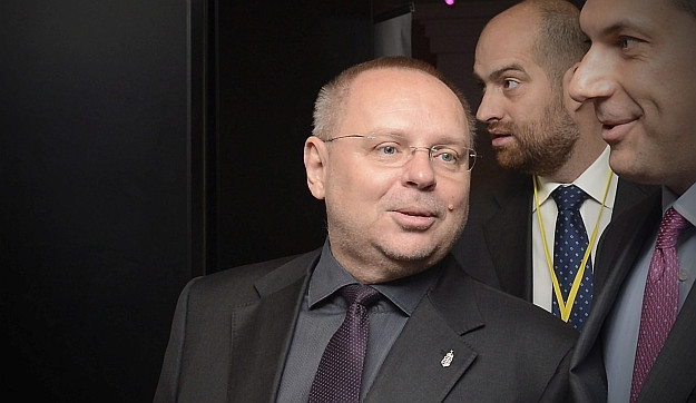 Jogerős: Andy Vajna tévéje bukta a pert, többmilliós sérelemdíjat fizet Spédernek