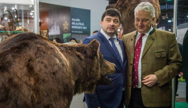 A nemzet vadásza tavaly kétszer is átruccant Kanadába