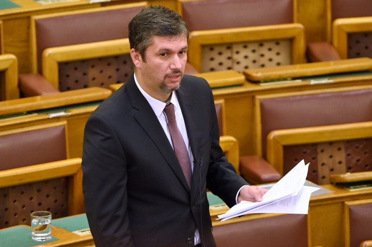 Elhagyja az LMP-t Hadházy Ákos