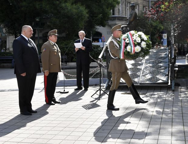 Németh Szilárd: Most még nem tudunk beszállni a harckocsik gyártásába