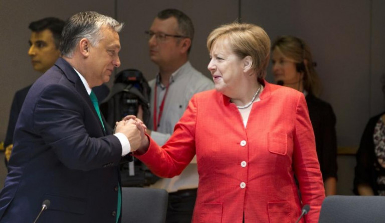 Orbán cáfol: Semmilyen megállapodás nem született Merkellel
