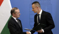 Szijjártó Péter kitüntette a francia nagykövetet, aki agyondicsérte Orbánt