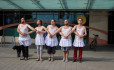 A Kétfarkúak a Pride örömére balettoztak egy kicsit a Magyar Idők szerkesztősége előtt