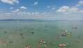 „A kormányelit szórakozóhelyévé válik a Balaton, egyre szűkebb rétegnek lesz lehetősége a magyar tengernél nyaralni”