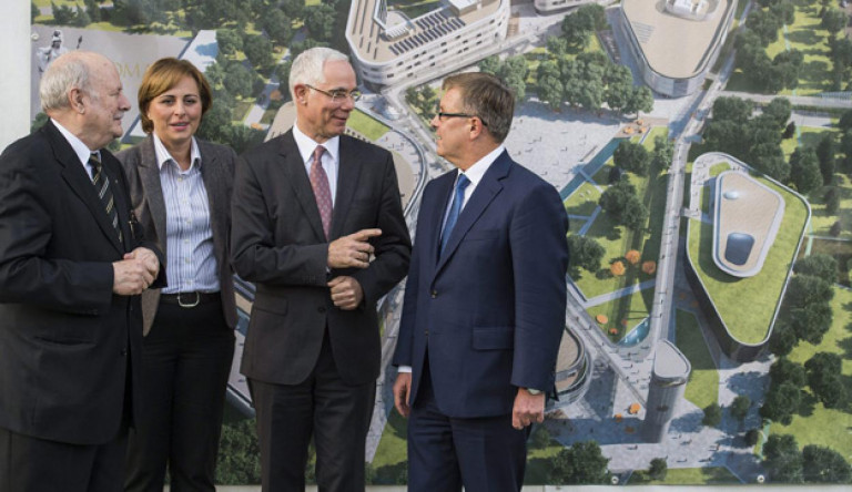A számok képzelt ereje: rejtély, miért félhet Matolcsy a 8-astól