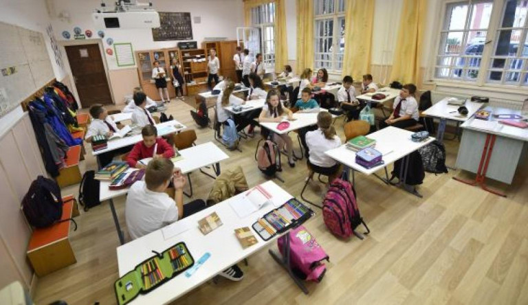 Nem akarták bevallani, de kiderült: 4325 tanár hiányzik a magyar közoktatásból