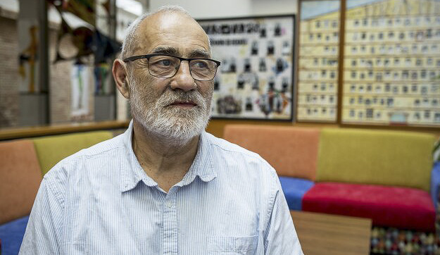 „Egyre nagyobb a szakadék” - Horn György, az Alternatív Közgazdasági Gimnázium pedagógiai vezetője 