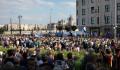 „A hazaszeretet minőség kérdése” – Néhány ezren tüntettek az „európai Magyarországért”, a kormány ellen