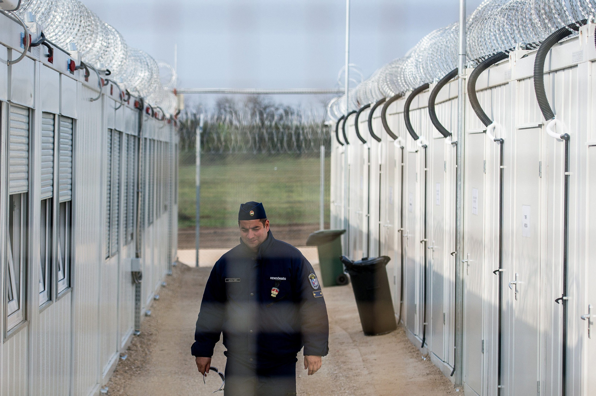 Jönnek és elveszik! Idén eddig 354 menekültet fogadott be Magyarország