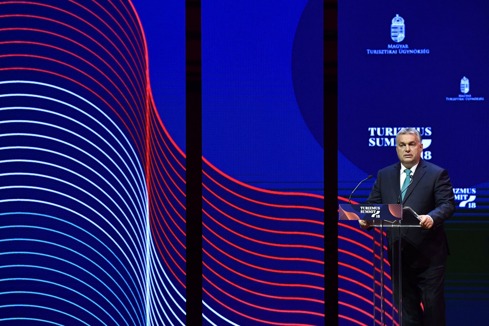 Orbán Viktor egekbe dicsérte Orbán Ráhelt