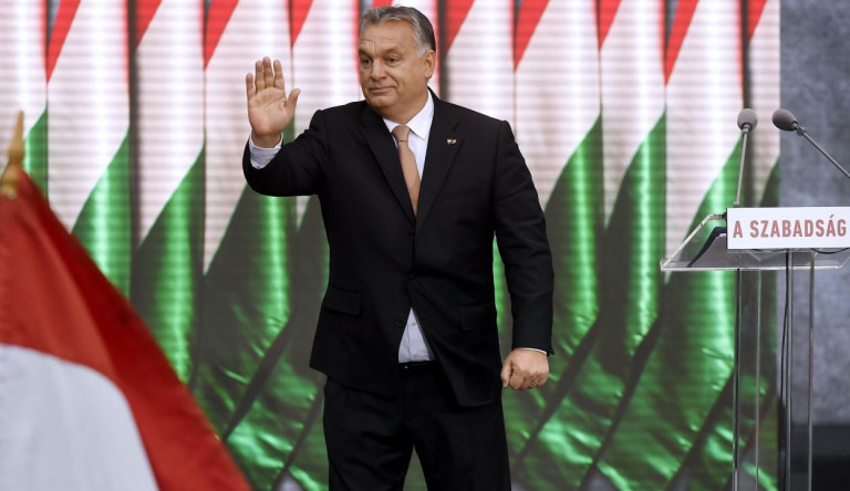 Orbán az ünneplésbe is belevitt egy kis fenyegetőzést, de más nem nagyon jutott az eszébe