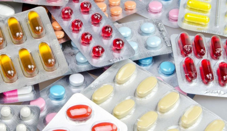 Több százezer hamis gyógyszert foglaltak le