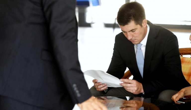 8,8 millióba fáj a józsefvárosiaknak Kocsis Máté pár sms-e