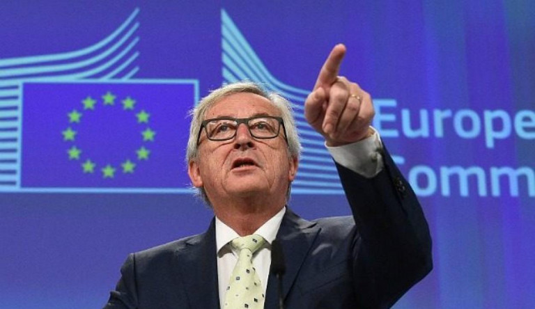 Jean-Claude Juncker az ENSZ migrációs csomagját elutasító országokról: nem szabad 