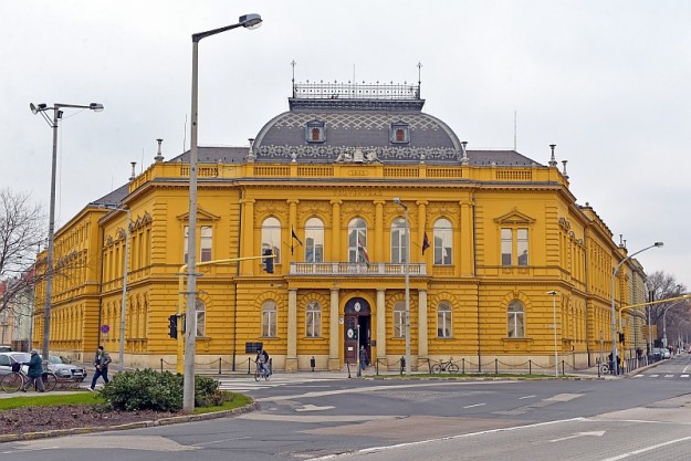 A Székesfehérvári Törvényszék épülete