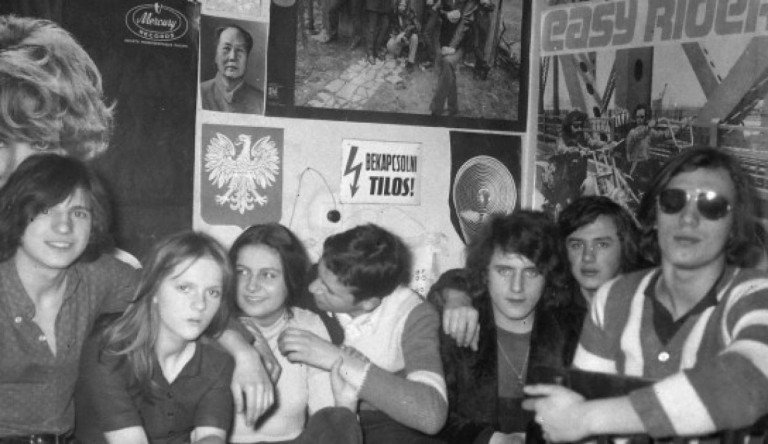 Új fénybe állítják a magángyűjtemények a kommunista korszak kutatását