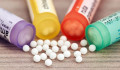 Törvénybe foglalják, hogy a homeopátiás szereket nem lehetne gyógyszernek hívni