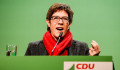 Megvan a CDU új elnöke, aki Merkel politikáját viszi tovább