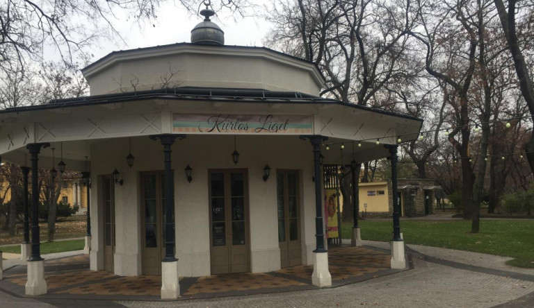 Kudarcos felújítás a Ligetben: bezártak a 300 milliós pavilonok