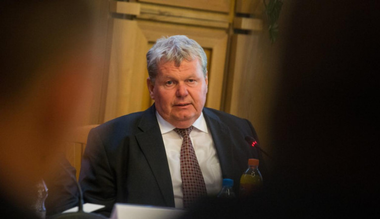Feljelentést tett az Integritás Hatóság Süli János családjának tehén nélküli tehenészete miatt