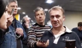 Bántalmazták Varju Lászlót az MTVA fegyveres őrei