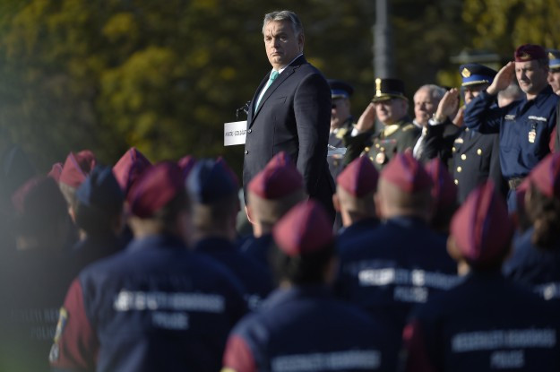 Janisch Attila: Egyes rendőri intézkedések margójára