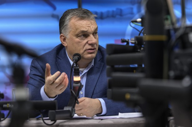 A New York Times arról ír, hogy az Orbán-rendszer látszatdemokrácia