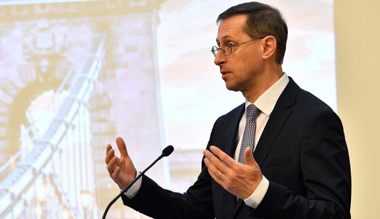 Az év utolsó előtti napján még gyorsan döntöttek a jövő évi minimálbérről