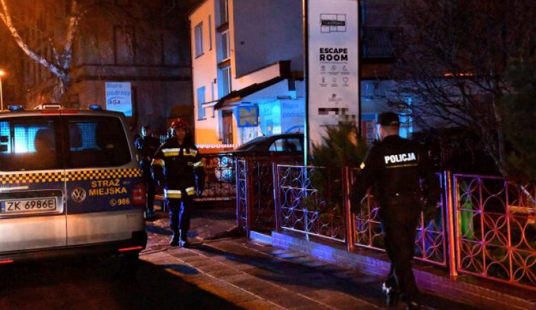 Öt lengyel tinédzser halt meg egy szabadulószobában