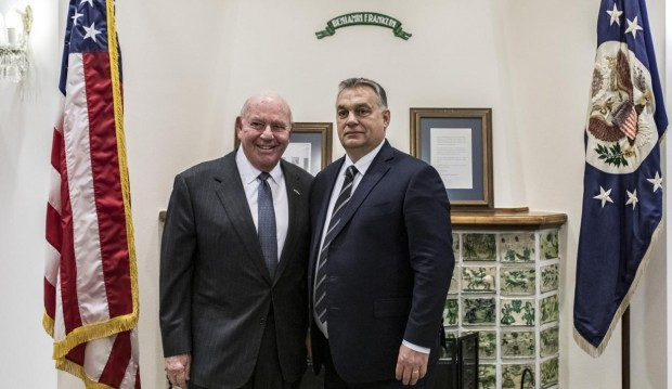 Megszólalt Orbán és cáfolja, hogy távolodunk Amerikától