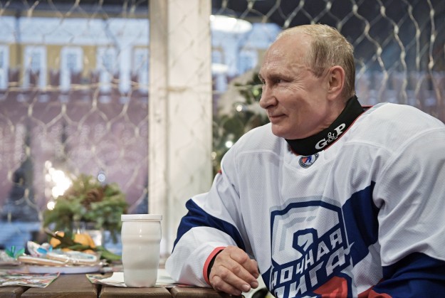 Vlagyimir Putyin egy hokkimeccsen