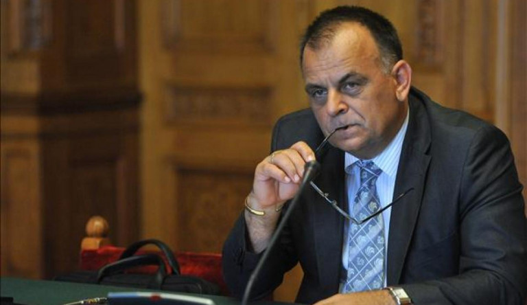 Előre tudta a kegyvesztetté vált Varga, hogy mit fognak tőle kérdezni