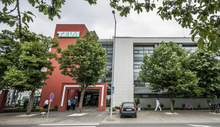 Hétfőn tüntetnek a Teva munkavállalói a debreceni gyárnál