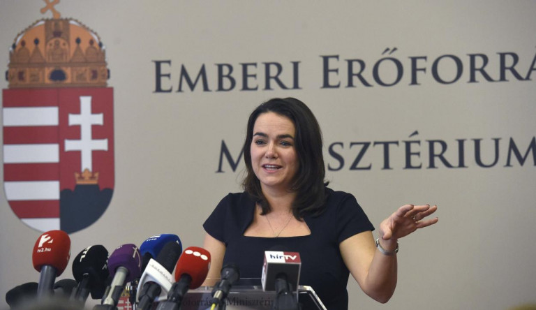 Az államtitkár elmondta, mi történik ha valaki felveszi a 10 milliós hitelt, de nem születik gyereke