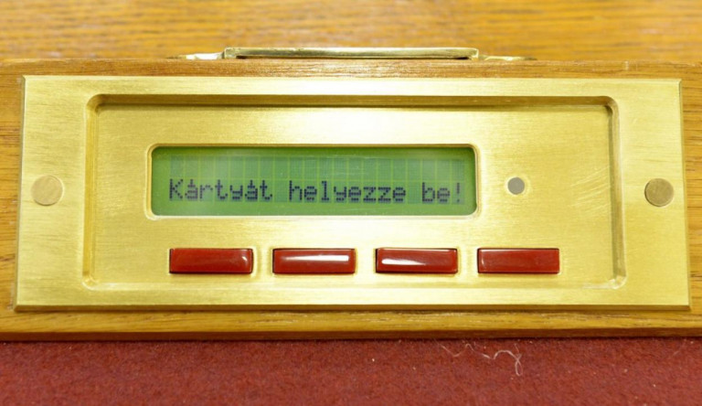 Az ellenzék a szavazógépeket akarta ellenőrizni, de lepattintották