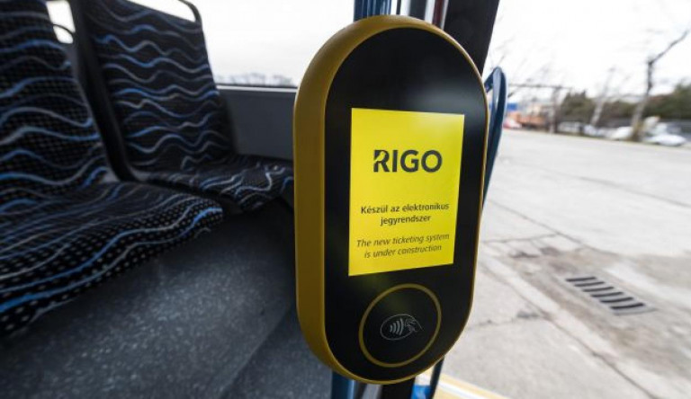 Elrepült a RIGO